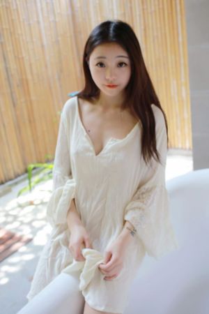 av蜜桃网_720在线手机播放
